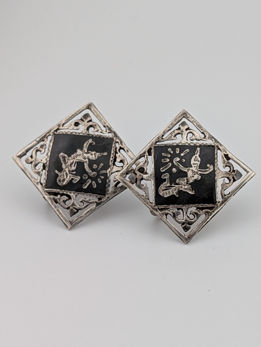 Vintage Sterling Siam Screw Back Earrings - 925 Silver Estate Jewelry